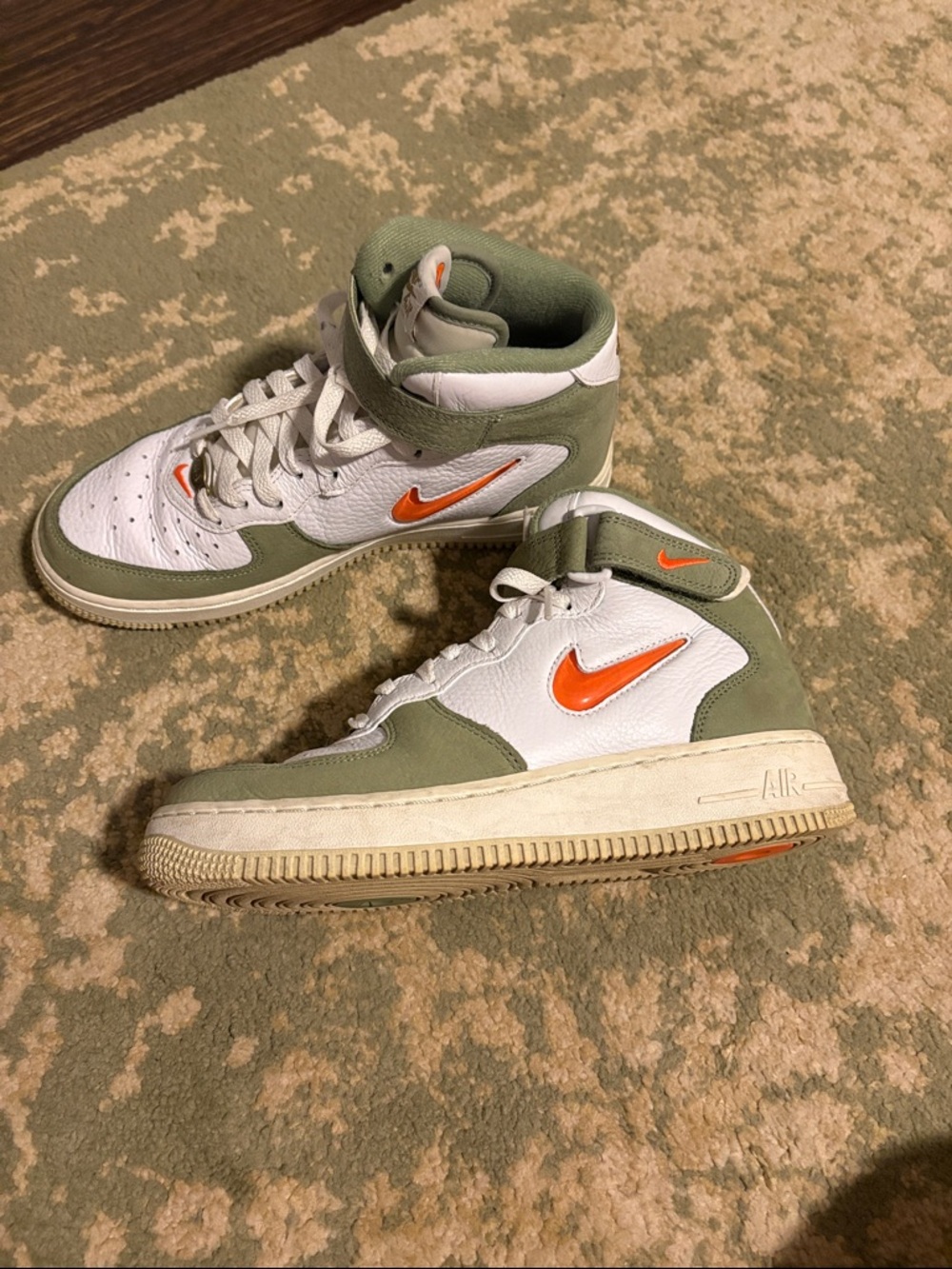 Nike Mens Air Force 1 High-Top Sneakers white & green mid QS jewel oil sz 7
